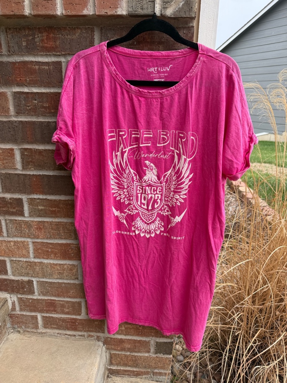 Hrt & Luv Ladies L (Long) Mineral Washed Free Bird Graphic Tee - Pink